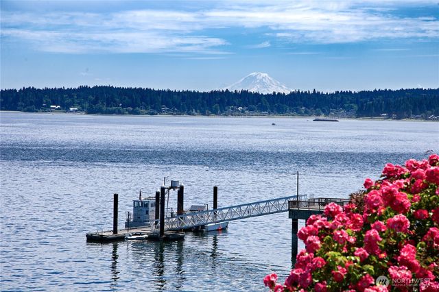 18512 Angeline Avenue NE, Suquamish, WA 98392