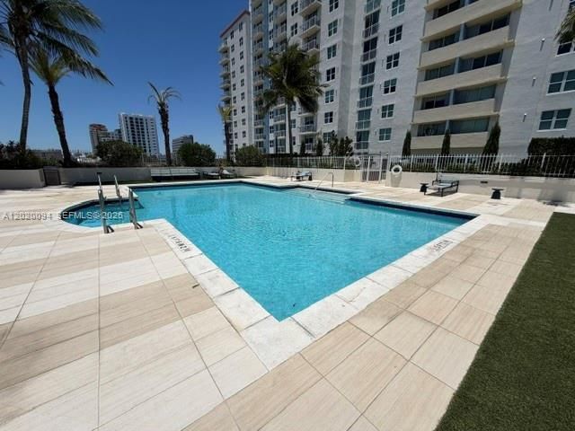 3000 Coral Way 813, Miami, FL 33145