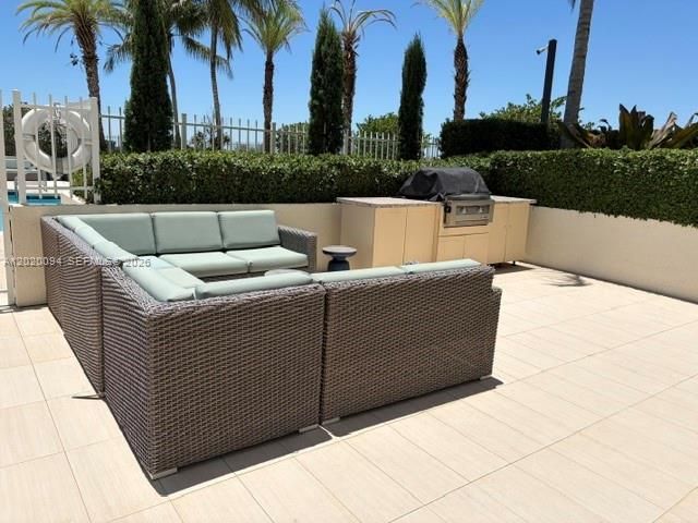 3000 Coral Way 813, Miami, FL 33145