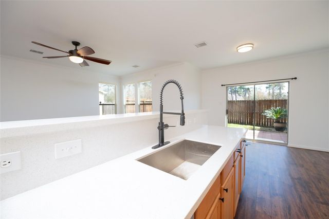 16026 Limestone Lake Drive, Tomball, TX 77377