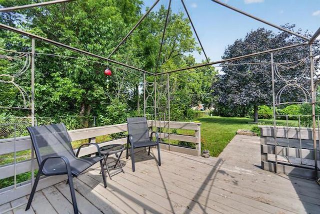 2542 Pinehurst AVENUE, Racine, WI 53403