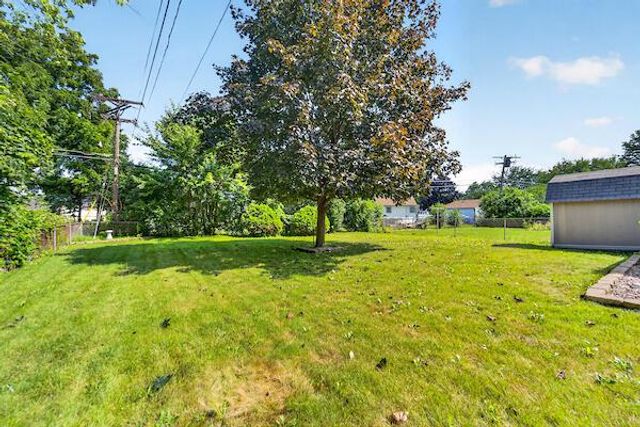 2542 Pinehurst AVENUE, Racine, WI 53403
