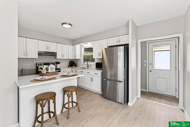 3030 S 38 Street, Omaha, NE 68105