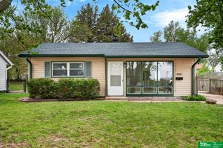 3030 S 38 Street, Omaha, NE 68105