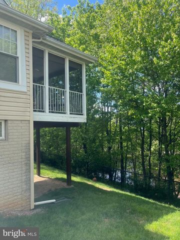 804 MERRY GO ROUND WAY, Mount Airy, MD 21771