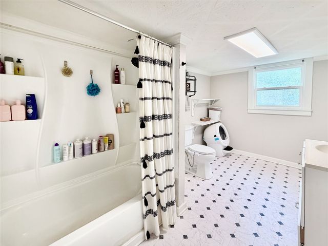 8508 Hanon Drive, White Settlement, TX 76108