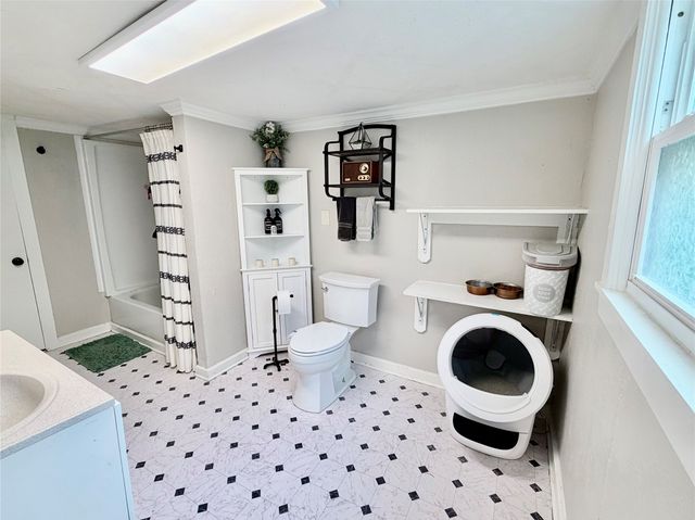 8508 Hanon Drive, White Settlement, TX 76108