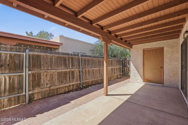 1949 N Swan Rd Unit 31, Tucson, AZ 85712