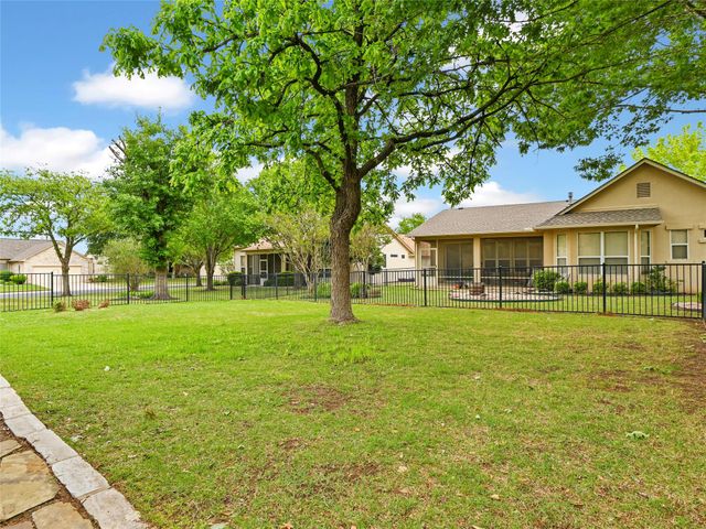 121 Buttercup TRL, Georgetown, TX 78633