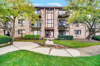 342 Klein Creek Court 342A, Carol Stream, IL 60188