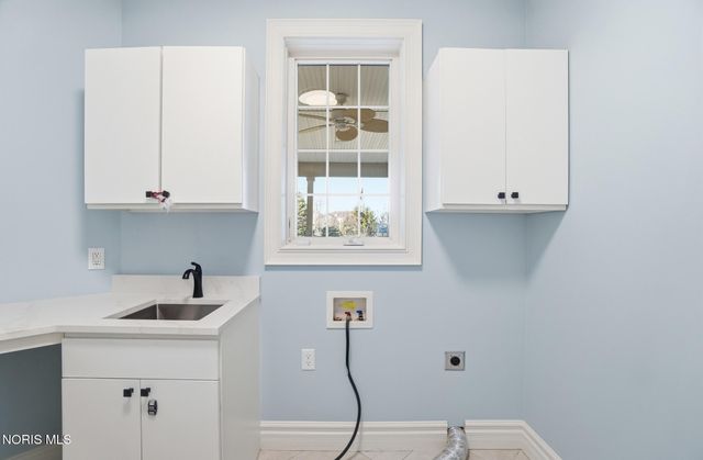 2906 Back Bay Drive, Maumee, OH 43537