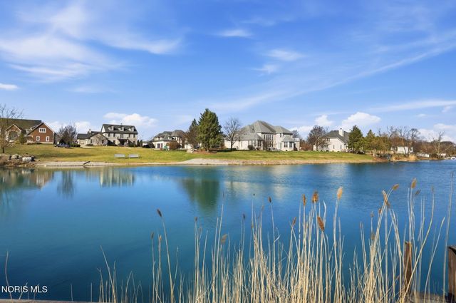 2906 Back Bay Drive, Maumee, OH 43537