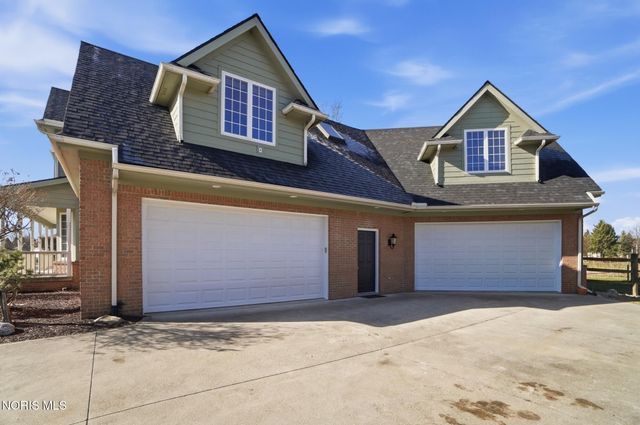 2906 Back Bay Drive, Maumee, OH 43537