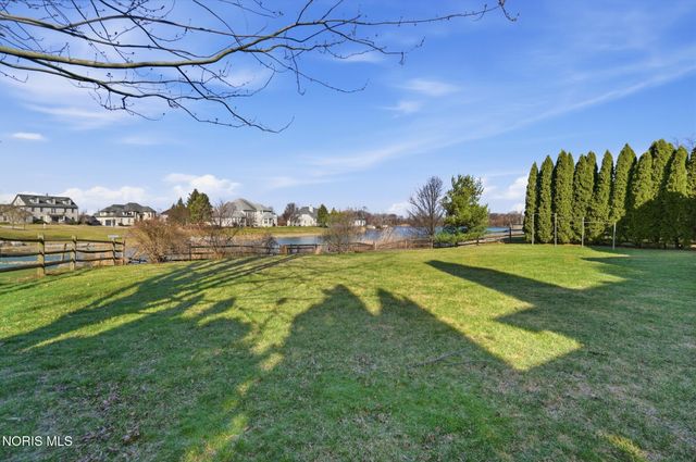 2906 Back Bay Drive, Maumee, OH 43537