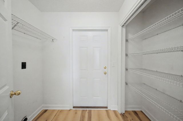 28 3rd Street, Shalimar, FL 32579