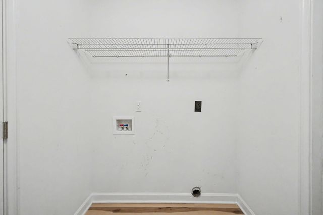 28 3rd Street, Shalimar, FL 32579