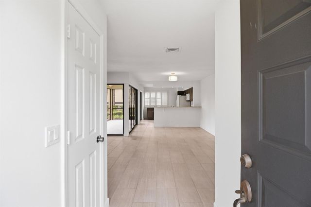3961 SW Greenwood Way B, Palm City, FL 34990