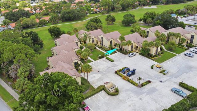 3961 SW Greenwood Way B, Palm City, FL 34990
