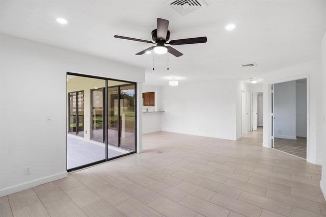3961 SW Greenwood Way B, Palm City, FL 34990
