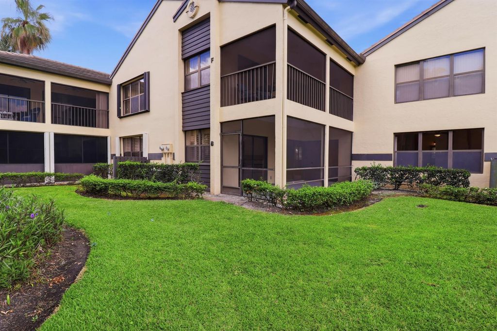 3961 SW Greenwood Way B, Palm City, FL 34990
