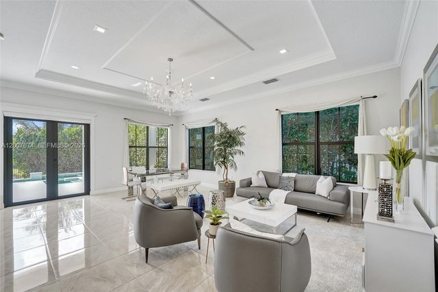 2740 NW 83rd Ter, Cooper City, FL 33024