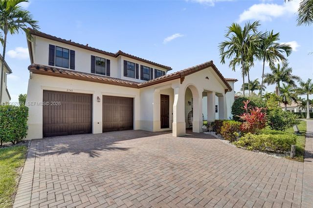 2740 NW 83rd Ter, Cooper City, FL 33024