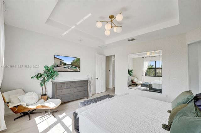 2740 NW 83rd Ter, Cooper City, FL 33024