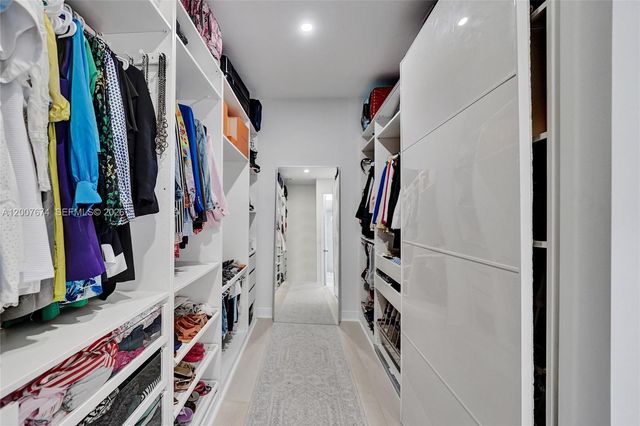 2740 NW 83rd Ter, Cooper City, FL 33024