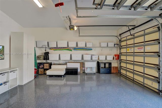 2740 NW 83rd Ter, Cooper City, FL 33024