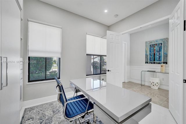2740 NW 83rd Ter, Cooper City, FL 33024