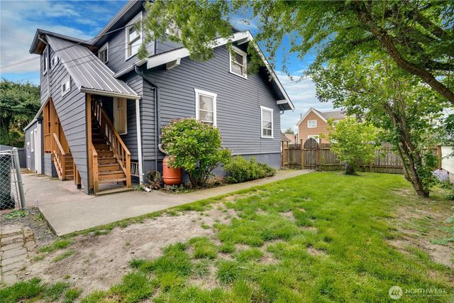 1208 N 10th Street, Tacoma, WA 98403