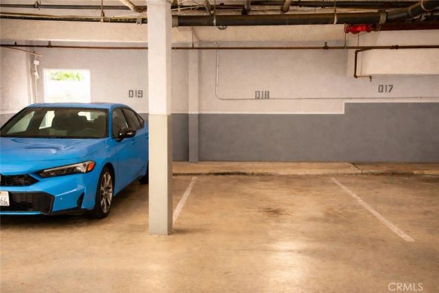 976 Larrabee 231, West Hollywood, CA 90069