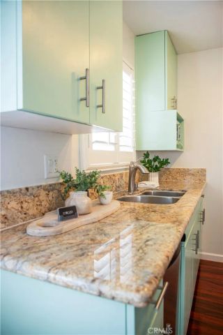 976 Larrabee 231, West Hollywood, CA 90069