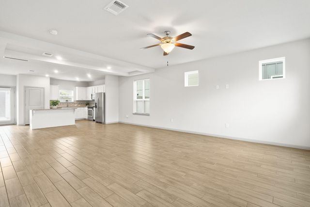 5913-B Charles Merle DR 16, Austin, TX 78747