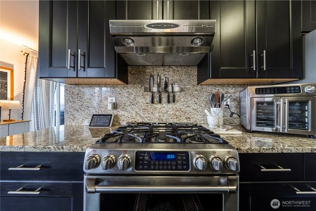 7413 Jackson Road, Blaine, WA 98230