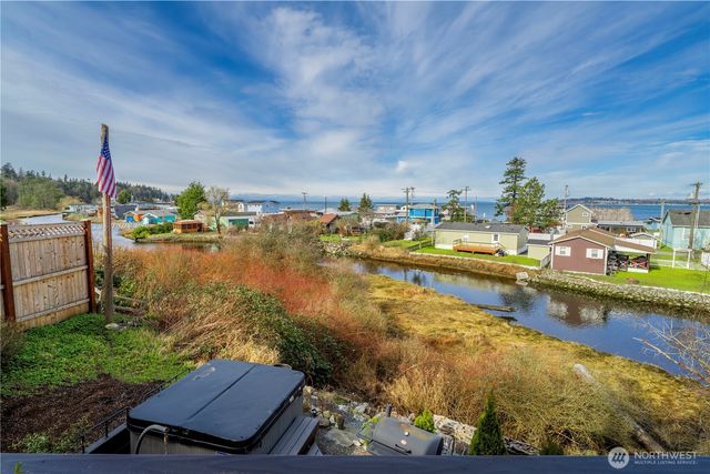 7413 Jackson Road, Blaine, WA 98230