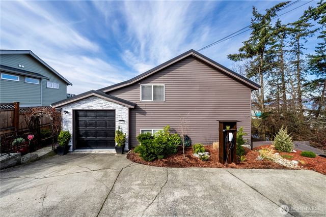 7413 Jackson Road, Blaine, WA 98230