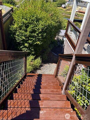 7413 Jackson Road, Blaine, WA 98230