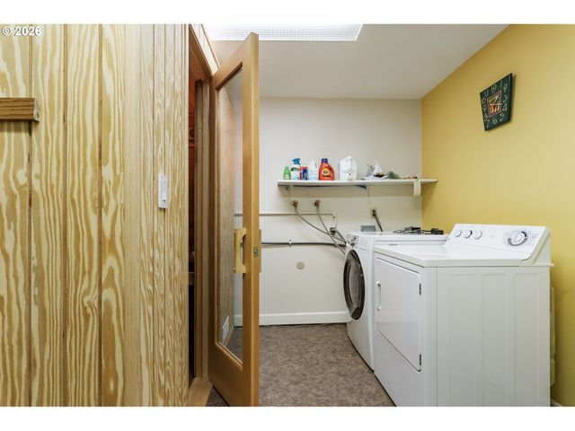 1941 KILKENNY Rd, Lake Oswego, OR 97034