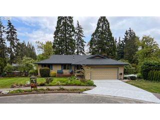 1941 KILKENNY Rd, Lake Oswego, OR 97034