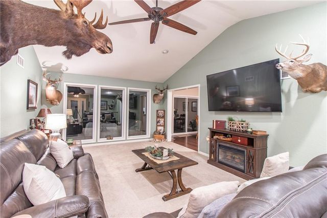 33000 E 331st Street, Garden City, MO 64747