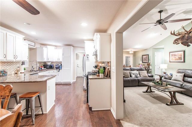 33000 E 331st Street, Garden City, MO 64747