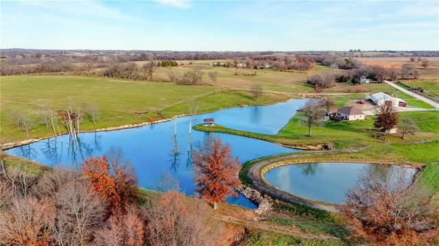 33000 E 331st Street, Garden City, MO 64747