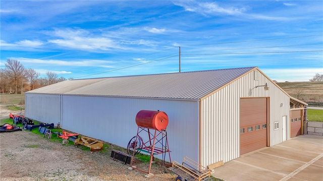 33000 E 331st Street, Garden City, MO 64747