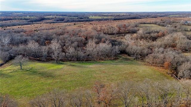 33000 E 331st Street, Garden City, MO 64747