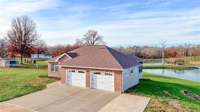 33000 E 331st Street, Garden City, MO 64747