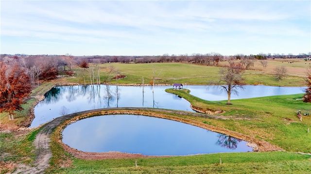 33000 E 331st Street, Garden City, MO 64747