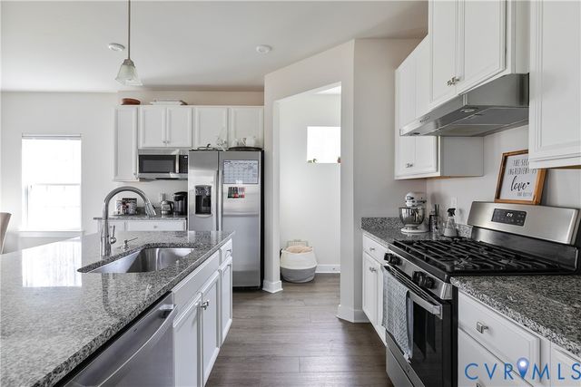 8731 Nakoda Ter, Chesterfield, VA 23237