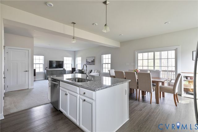 8731 Nakoda Ter, Chesterfield, VA 23237