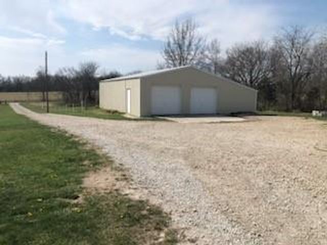 1171 NW 250th Road, Holden, MO 64040